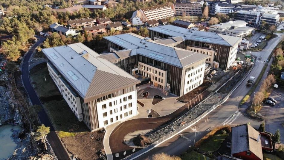 9Ef9c060 Daf7 4323 924C 2191Bbab1a19